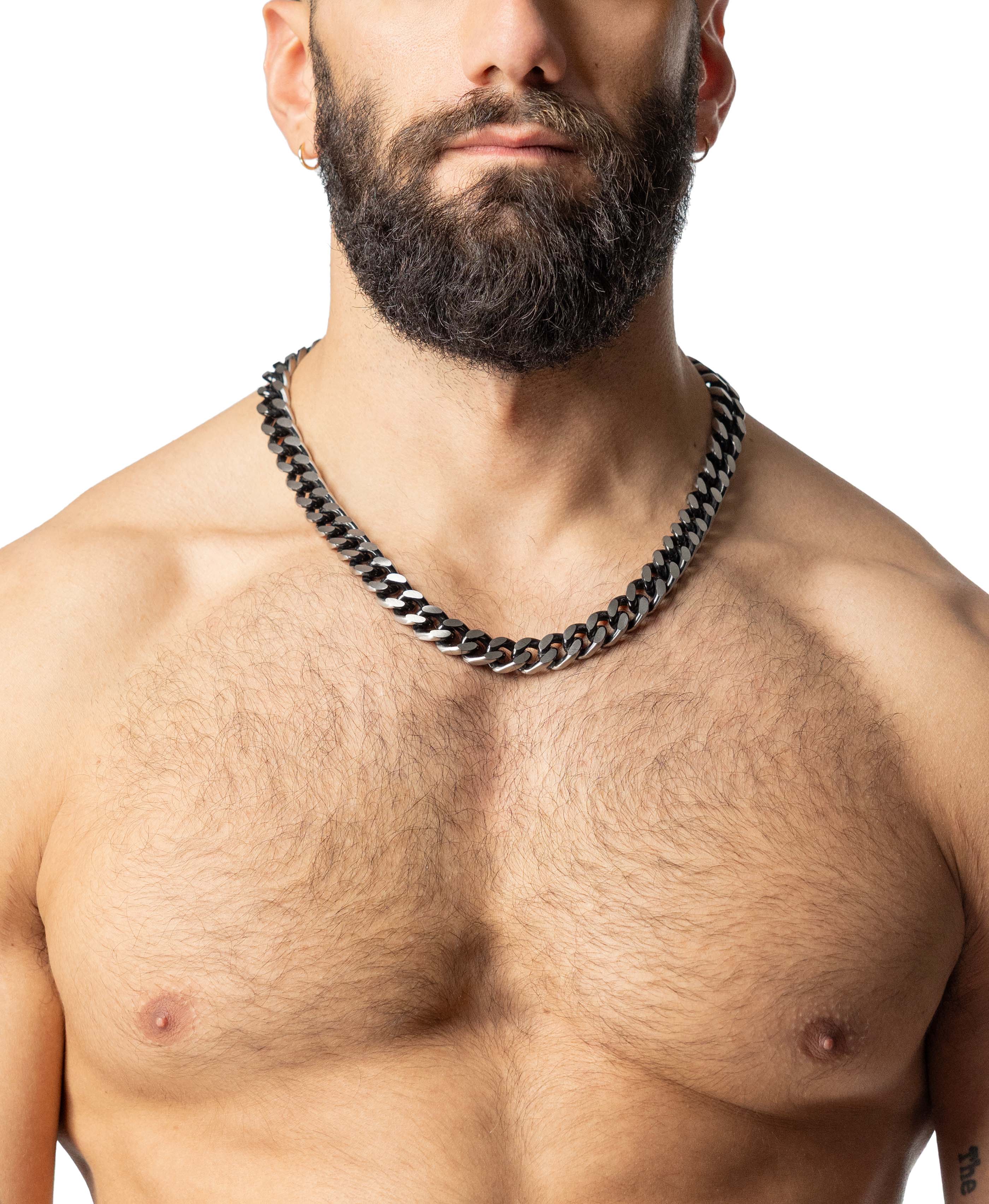 Front view of Shadow Chain