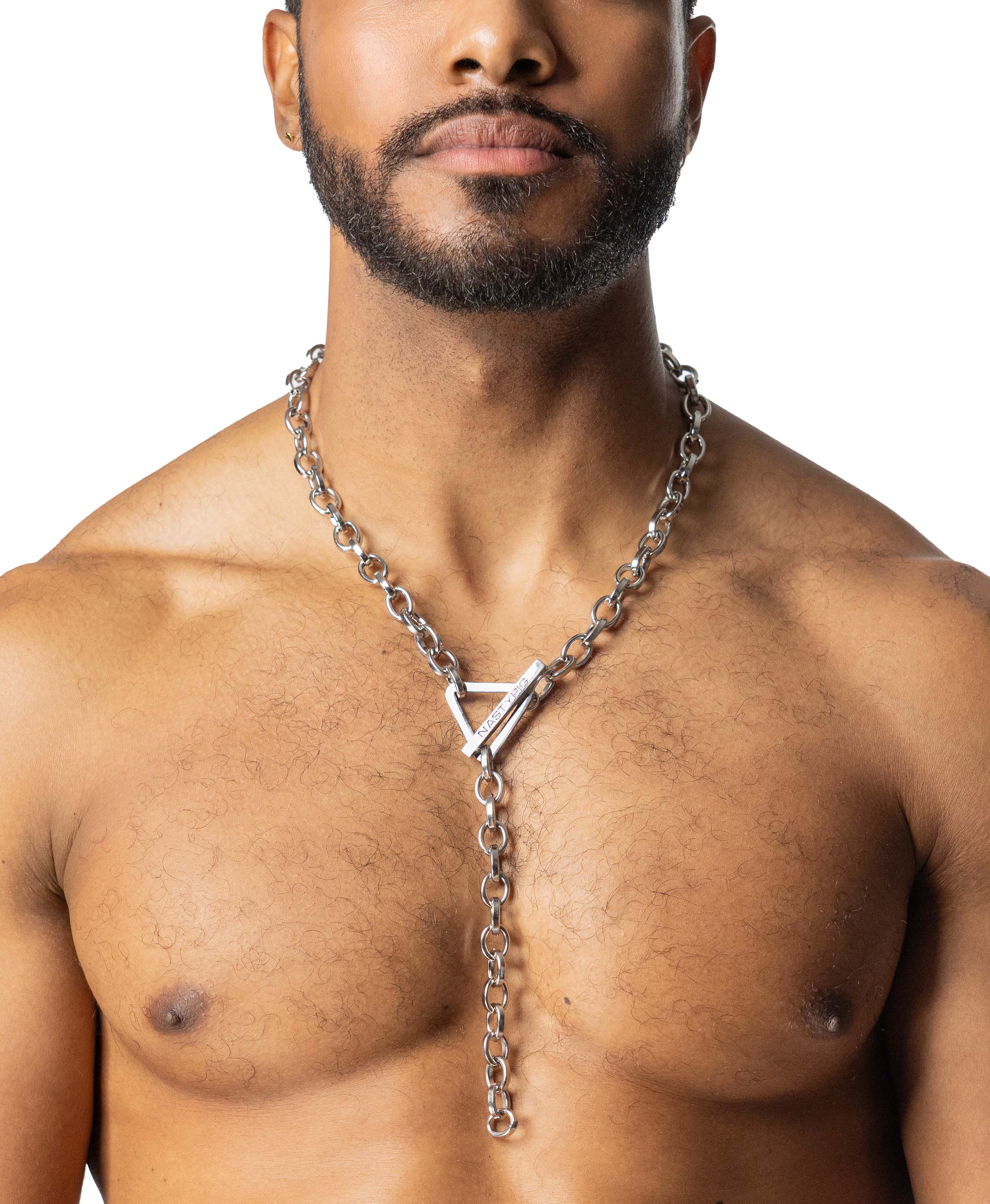 Front view of the Triangle Collar Chain