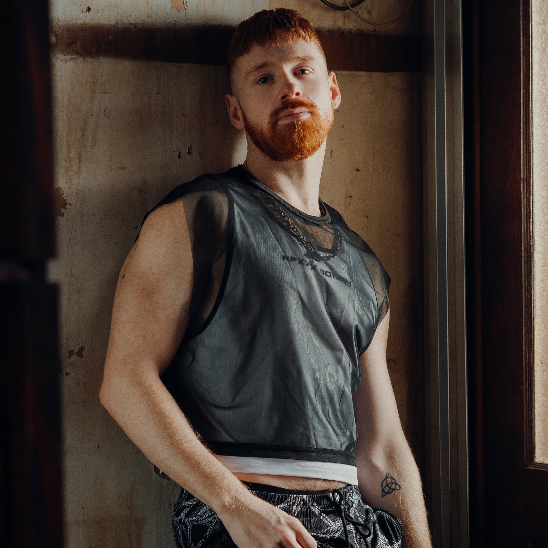 トップス nonshint Blur Crop Top | Black/White | Nasty Pig