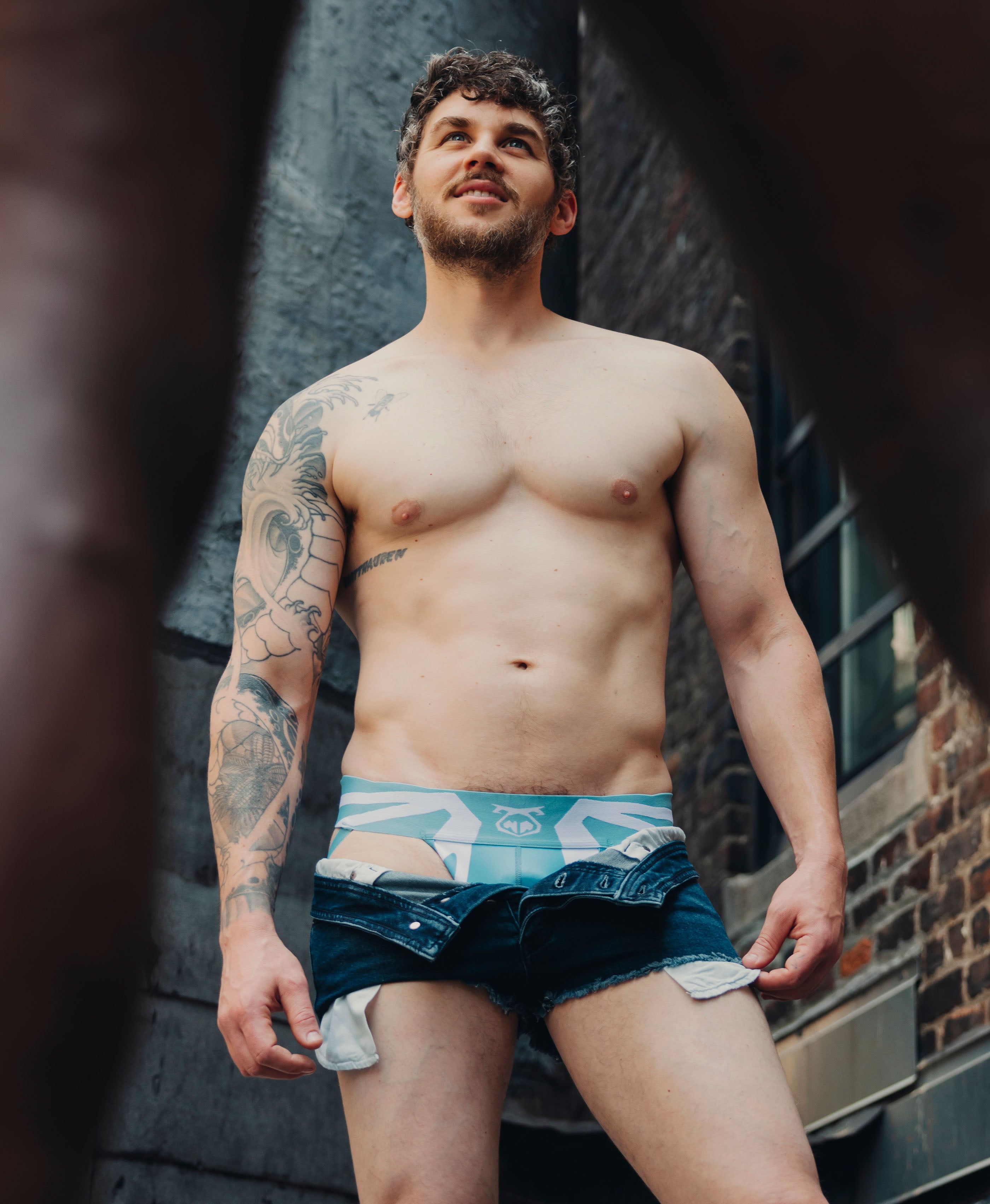 Shop the Look - Slide into Stride